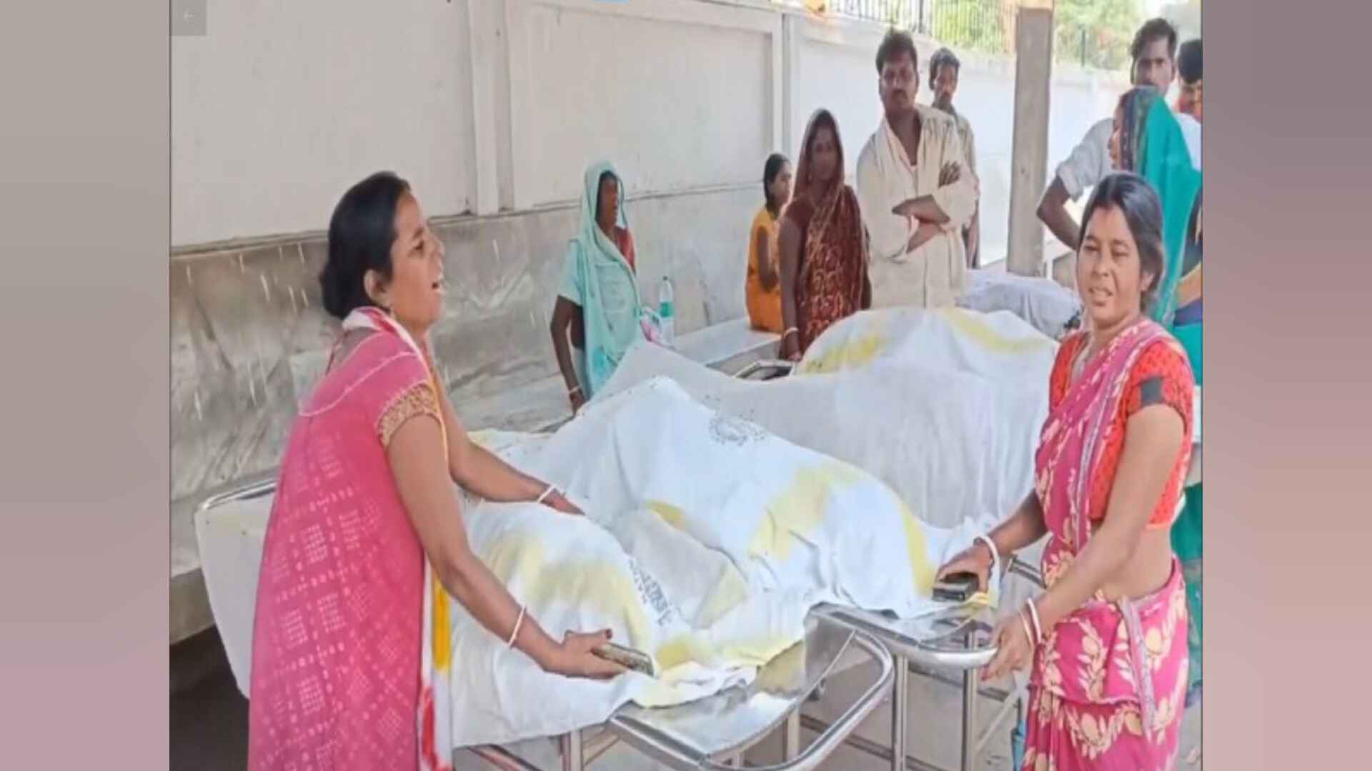 बिहार के भागलपुर में भीषण सड़क हादसा; 6 लोगों की मौत, 3 घायल
