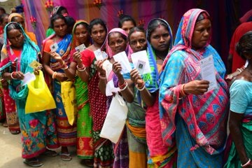 लोकसभा चुनाव का सातवां चरण: शाम पांच बजे तक 58 प्रतिशत से अधिक मतदान, संदेशखाली में टीएमसी और भाजपा समर्थकों के बीच हुई झड़प