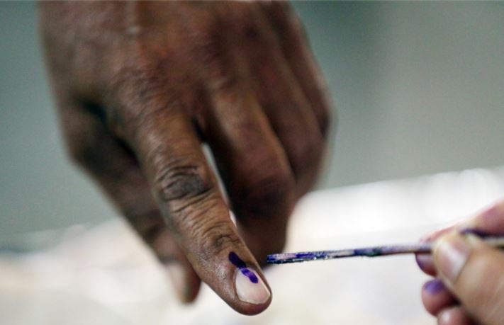 इंदौर में 'नोटा' ने 2.19 लाख वोटों के साथ नया रिकॉर्ड बनाया, 13 उम्मीदवारों को किया चित