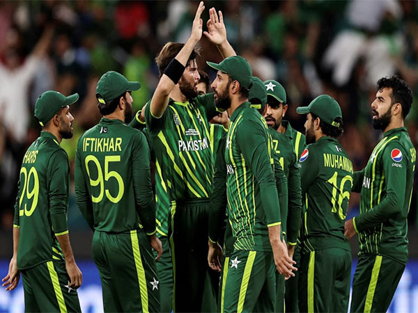 भारत के खिलाफ हाई-वोल्टेज मैच से पहले पाकिस्तानी टीम ने बदला अपना होटल, जानें वजह