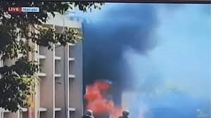कर-विरोधी दंगों के बीच केन्या की संसद और सिटी हॉल में लगाई आग, कई प्रदर्शनकारियों की मौत