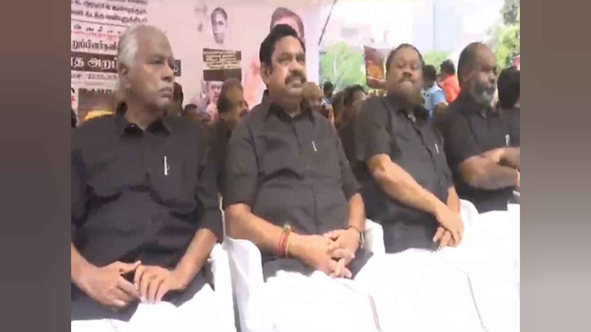 'तमिलनाडु शराब त्रासदी की सीबीआई जांच हो,' भूख हड़ताल पर बैठी एआईएडीएमके
