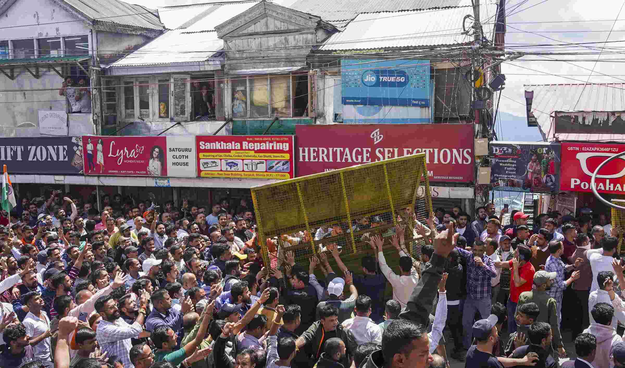 शिमला मस्जिद विवाद: मुस्लिम समिति ने नगर निगम से अवैध हिस्सा सील करने का आग्रह किया