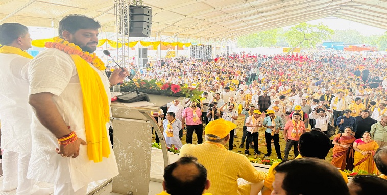 नवीन गोयल ने गुरुग्राम विधानसभा से निर्दलीय प्रत्याशी के तौर पर नामांकन कर ठोंकी चुनावी ताल, बीजेपी से कट गया था टिकट