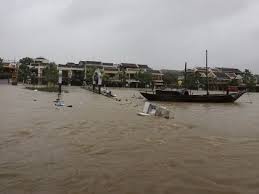 बंगाल में बाढ़ जैसे हालात, पंचेत और मैथन बांधों से तीन लाख क्यूसेक पानी छोड़ा गया