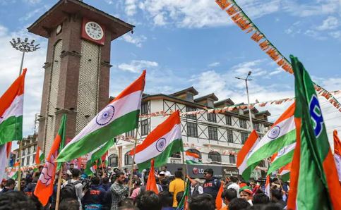 जम्मू के गणतंत्र दिवस समारोह स्थल पर बम की धमकी अफवाह निकली, एलजी मनोज सिन्हा यहीं फहराएंगे झंडा