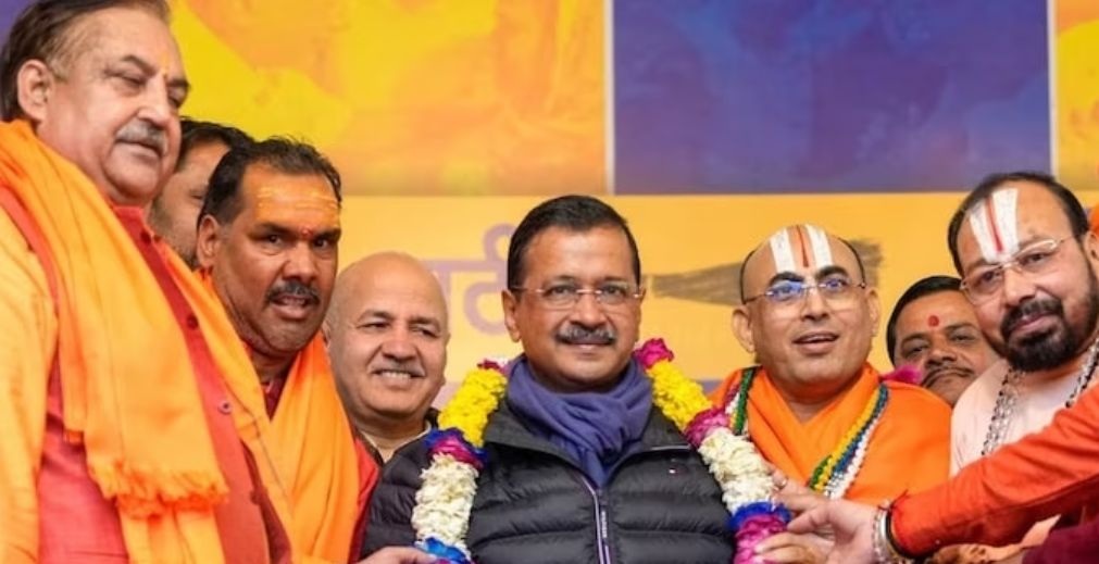 नई दिल्ली विधानसभा सीट पर कांटे की टक्कर, केजरीवाल, प्रवेश वर्मा और संदीप दीक्षित आमने-सामने