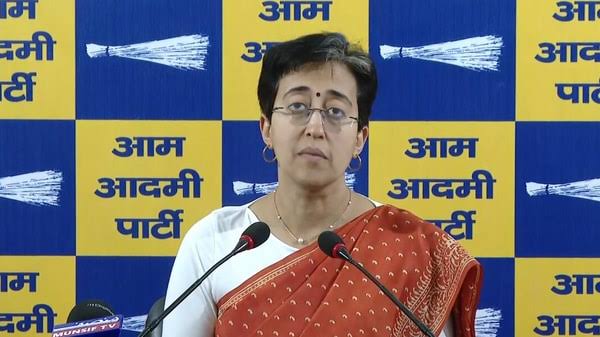 'भाजपा दिल्ली में सरकार चलाने के लिए योग्य नहीं है, तभी तो 24 घंटे...', आतिशी ने बोला हमला