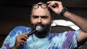 शिंदे पर देशद्रोही का तंज: कामरा के पेश न होने पर मुंबई पुलिस उनके माहिम स्थित घर पहुंची