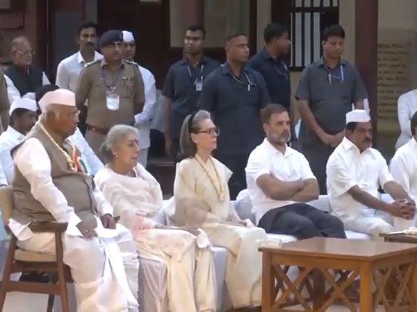 'हमारे सरदार': कांग्रेस ने भाजपा-आरएसएस के साथ 'वैचारिक युद्ध' में पटेल की विरासत का किया जिक्र