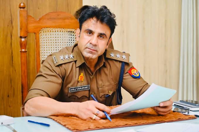 संभल सीओ के विवादित बयानों के खिलाफ शिकायत पर आया यूपी पुलिस का फैसला, विस्तार से जानें