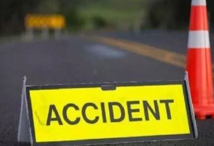 भारतीय पर्यटकों को ले जा रही बस नेपाल में दुर्घटनाग्रस्त, 25 लोग घायल