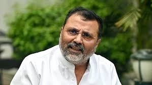 एस वाई कुरैशी चुनाव आयुक्त नहीं बल्कि 'मुस्लिम आयुक्त' थे: वक्फ अधिनियम की आलोचना पर निशिकांत दुबे
