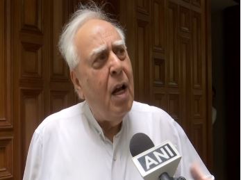 पहलगाम हमले पर राजनीतिक दलों को विशेष सत्र बुलाने के लिए सरकार से आग्रह करना चाहिए: कपिल सिब्बल