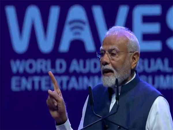 'भारत में सृजन और विश्व के लिए सृजन का यही सही समय': वेव्स 2025 सम्मेलन में प्रधानमंत्री मोदी