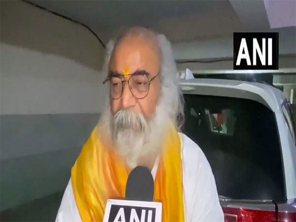 एयर स्ट्राइक पर सवाल उठाने पर आचार्य कृष्णम का पलटवार, कहा- 'चन्नी आतंकियों के साथ खड़े हैं'