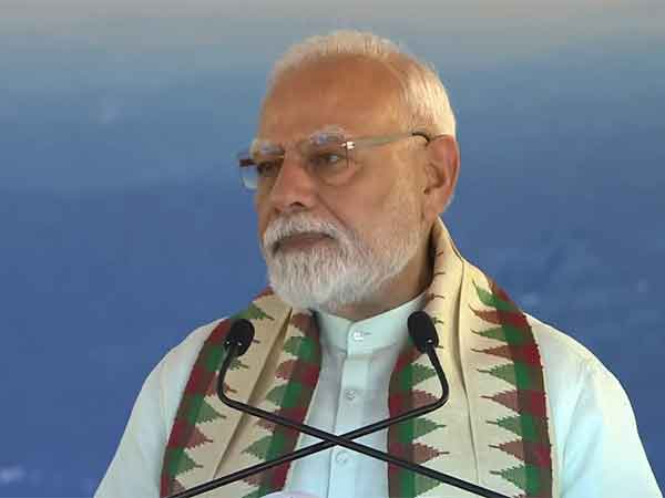 वायुसेना प्रमुख एयर मार्शल एपी सिंह ने प्रधानमंत्री मोदी से मुलाकात की: सूत्र