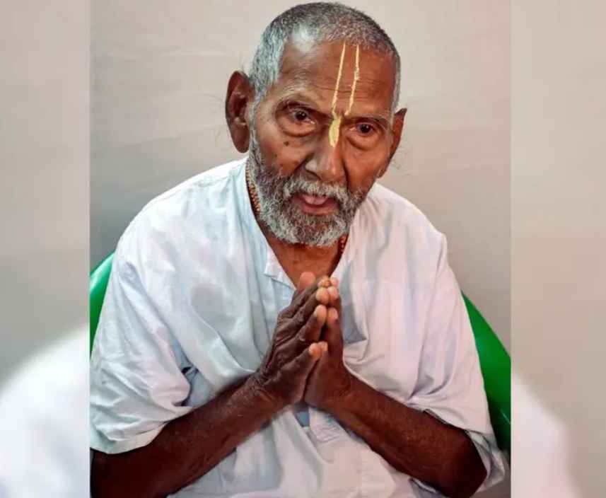 128 वर्ष की आयु में योग गुरु स्वामी शिवानंद सरस्वती का निधन, योगी आदित्यनाथ ने दी श्रद्धांजलि