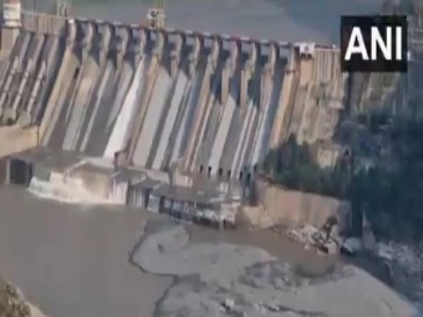 भारत की 'वाटर स्ट्राइक': सिंधु संधि स्थगित होने के बाद रोका चेनाब का बहाव, पाकिस्तान में मचा हड़कंप