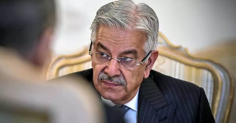 भारत-पाक तनाव के बीच ख्वाजा आसिफ की चेतावनी, कहा- अगर पाकिस्तान के अस्तित्व को खतरा हुआ तो कोई नहीं बचेगा