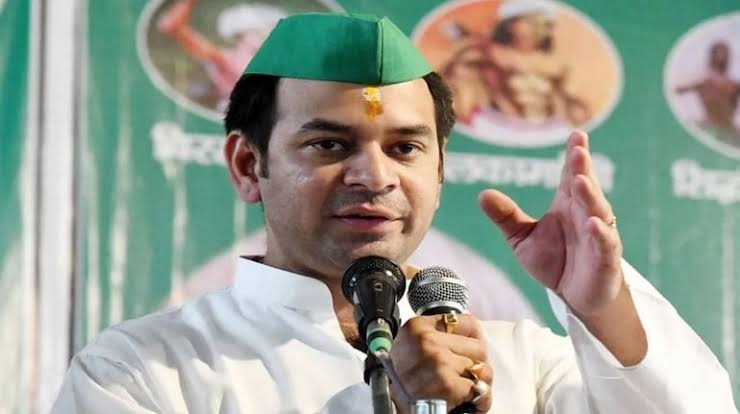 तेज प्रताप यादव ने शेयर किया 'पायलट ट्रेनिंग' सर्टिफिकेट, कहा- देश के काम आए तो जान दे दूंगा