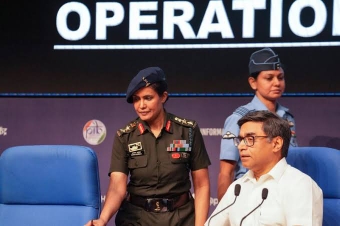बॉलीवुड में 'ऑपरेशन सिंदूर' पर फिल्म बनाने की होड़, दर्जनों शीर्षकों के लिए आवेदन किए गए