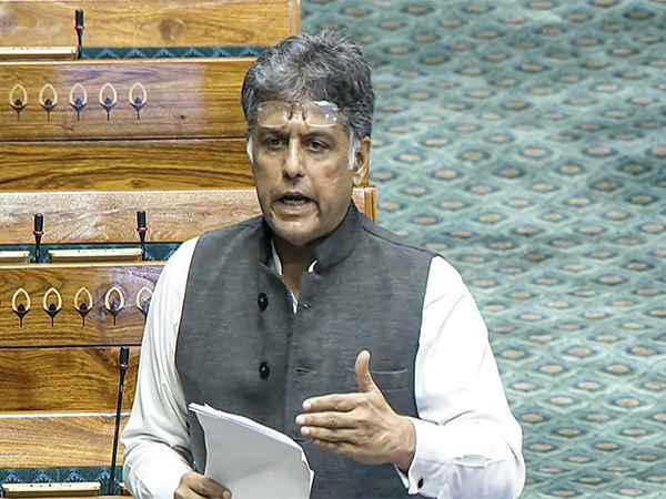 कश्मीर मुद्दे पर ट्रंप की पेशकश से भड़की कांग्रेस, कहा- 'किसी को उन्हें गंभीरता से समझना चाहिए'