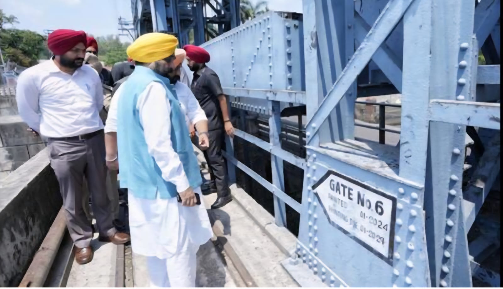 पंजाब का हरियाणा को पानी देने से इनकार, पुलिसिया पहरे के बीच नंगल डैम पर मान सरकार का धरना