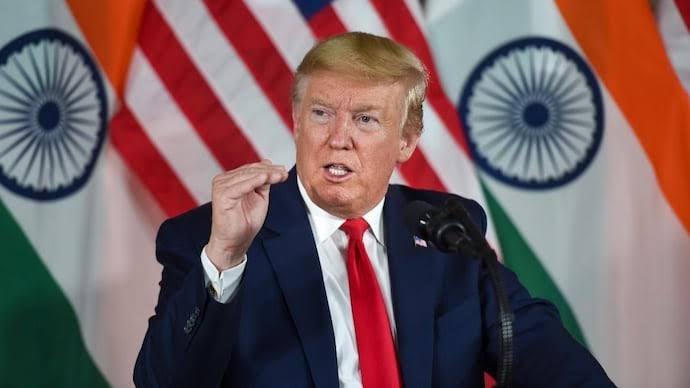 ट्रंप का टिम कुक को संदेश: 