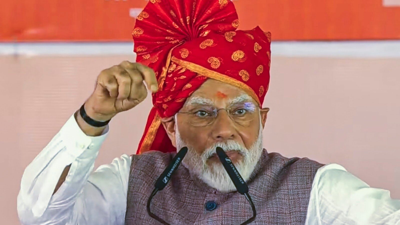 मेरी नसों में लहू नहीं 'सिंदूर' बह रहा है, भारतीयों के खून से खेलना पाकिस्तान को महंगा पड़ेगा: पीएम मोदी
