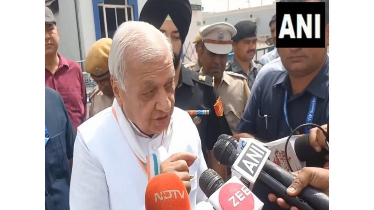 बिहार के राज्यपाल आरिफ मोहम्मद खान ने दिया पाकिस्तान को कड़ा संदेश, कहा 