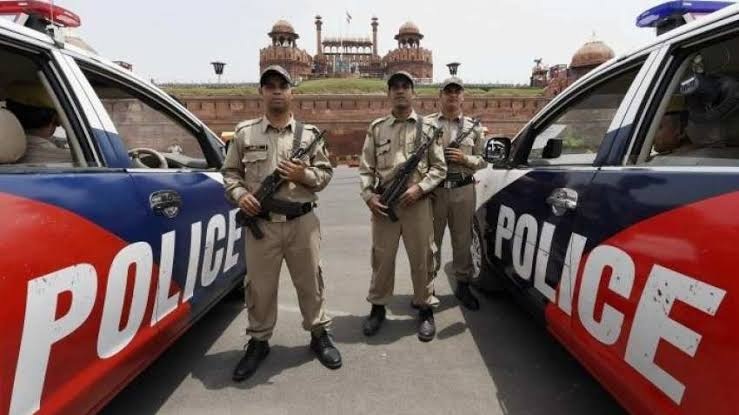 दिल्ली पुलिस में बड़ा प्रशासनिक फेरबदल: 24 आईपीएस और 14 दानिप्स अधिकारियों के तबादले