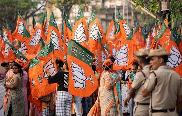 केरल की नीलांबुर सीट पर उपचुनाव, बीजेपी ने कांग्रेस के कद्दावर नेता को बनाया उम्मीदवार