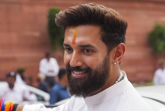 चिराग पासवान के विधानसभा चुनाव में उतरने की संभावना, बिहार चुनाव से पहले अटकलें तेज़