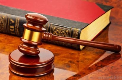 अवैधता के लिए कोई आश्रय नहीं: मौलिक अधिकार की सीमाओं पर पुनर्विचार