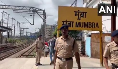 मुंबई में बड़ा हादसा: लोकल ट्रेन से गिरकर 5 लोगों की दर्दनाक मौत, गेट पर लटकने और धक्कामुक्की से पटरी पर गिरे लोग