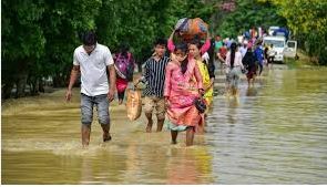 असम में बाढ़ की स्थिति में सुधार, नदियों में जलस्तर खतरे के निशान से नीचे