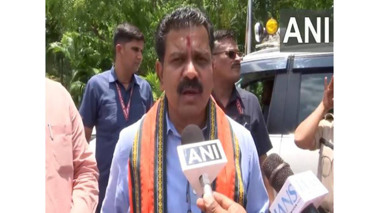 छत्तीसगढ़ के उपमुख्यमंत्री विजय शर्मा ने एएल-171 दुर्घटना में हुई जानमाल की हानि पर शोक व्यक्त किया