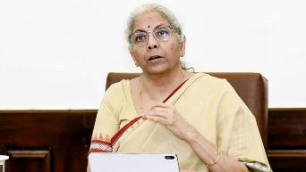 लद्दाख प्रतिनिधिमंडल ने सीतारमण से मुलाकात की, पर्यटन क्षेत्र के लिए विशेष राहत की मांग