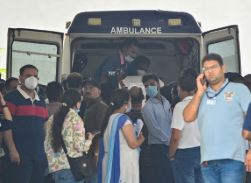 विमान दुर्घटना: डीएनए जांच से रूपाणी समेत अब तक 80 मृतकों की पहचान हुई, 33 शव परिजनों को सौंपे गए