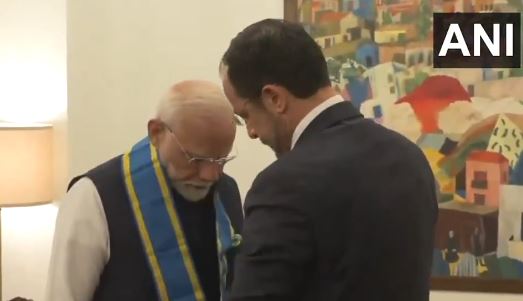 साइप्रस में पीएम मोदी को सर्वोच्च नागरिक सम्मान, प्रधानमंत्री बोले- 'विनम्रता के साथ स्वीकार, ये 140 करोड़ भारतीयों का...'