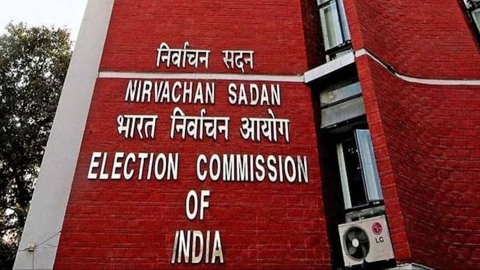 महाराष्ट्र चुनाव की फुटेज की मांग: चुनाव आयोग ने गोपनीयता का हवाला देखर नकारा, कानूनी बाधाएं गिनाईं
