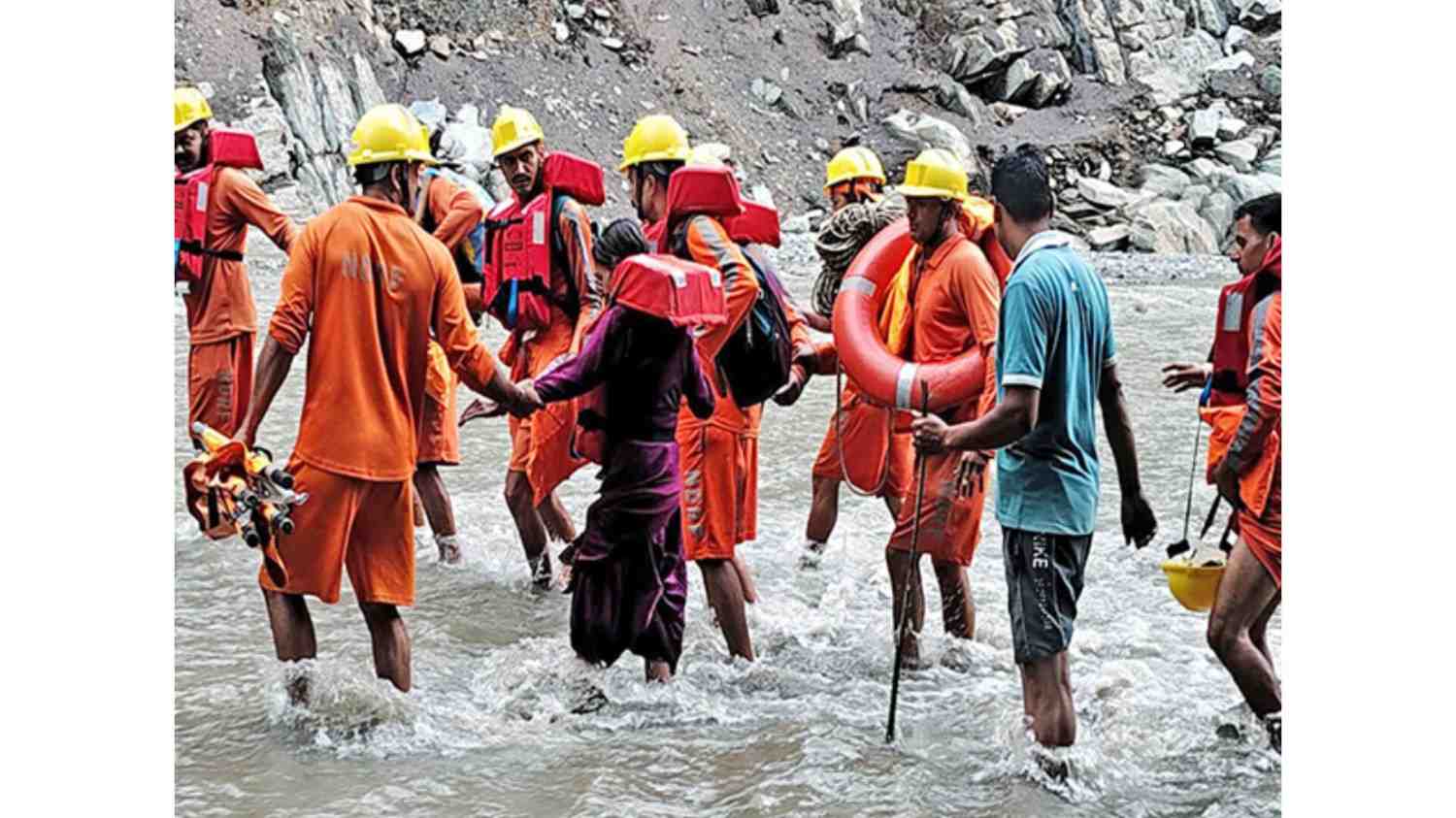 हिमाचल प्रदेश में मानसून का कहर जारी, पिछले 21 दिन में हुई 91 लोगों की मौत