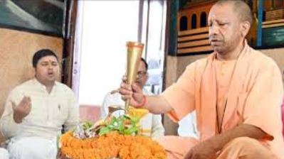 योगी आदित्यनाथ समेत कई नेताओं ने श्रावण मास के पहले सोमवार की बधाई दी
