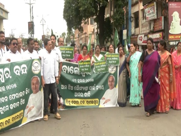 बालासोर आत्मदाह मामले को लेकर बीजेडी ने किया 'बंद' का ऐलान, सड़कों पर विरोध प्रदर्शन जारी