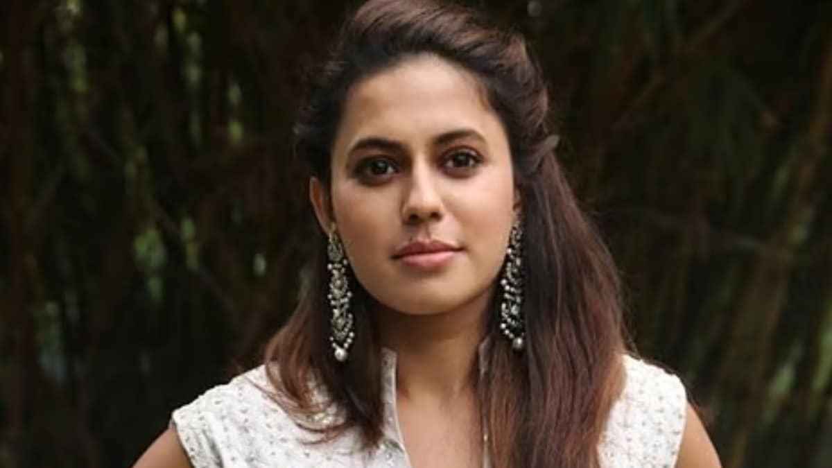 अभिनेत्री रान्या राव को सोने की तस्करी के आरोप में जेल, पूरे एक साल तक नहीं मिलेगी जमानत