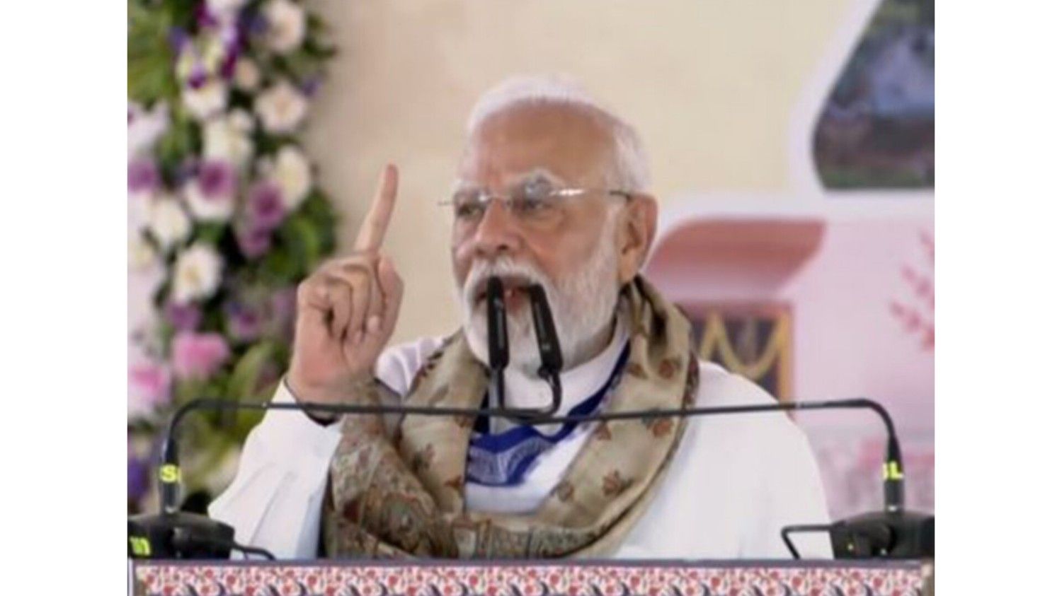 पीएम मोदी ने बिहार में विपक्ष पर निशाना साधा, कहा 