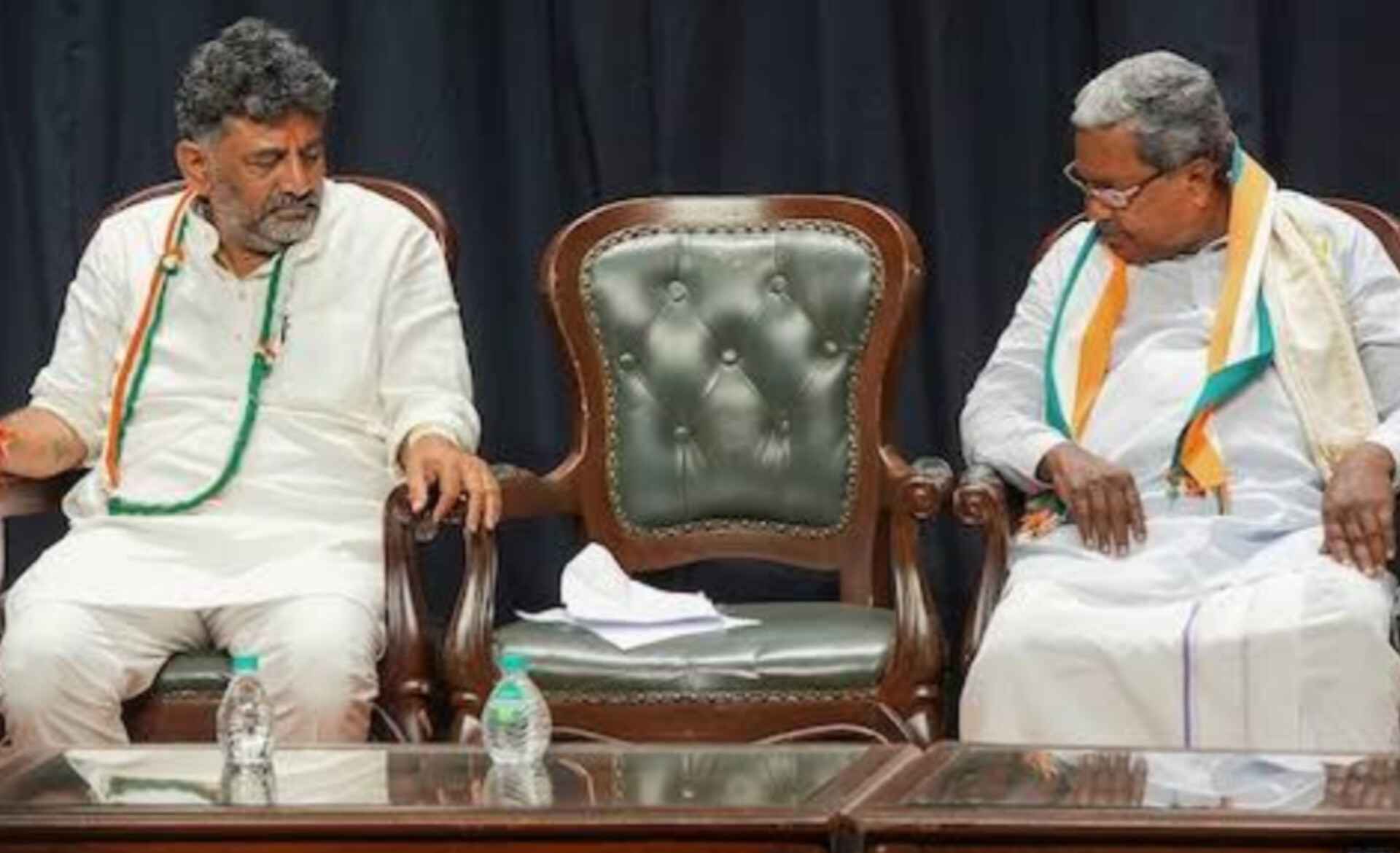 दिल्ली में क्या तय होगा कर्नाटक का अगला सीएम? सिद्धारमैया-शिवकुमार फिर आमने-सामने