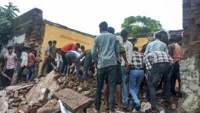 राबड़ी देवी ने बिहार में विपक्ष के विरोध प्रदर्शन का किया नेतृत्व, भाजपा-जद(यू) पर तेजस्वी की हत्या की साजिश का लगाया आरोप