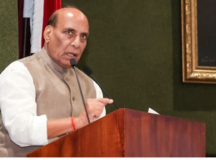 रक्षा मंत्री राजनाथ सिंह ने पहलगाम हमले में शामिल आतंकियों को मारने के लिए रक्षा बलों को दी बधाई